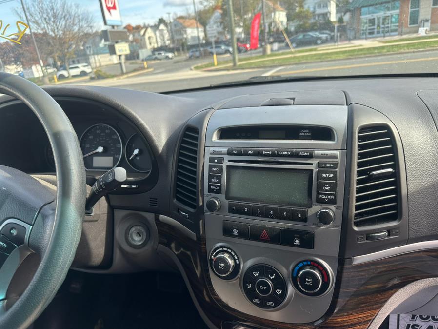 2012 Hyundai Santa Fe GLS - Photo 21