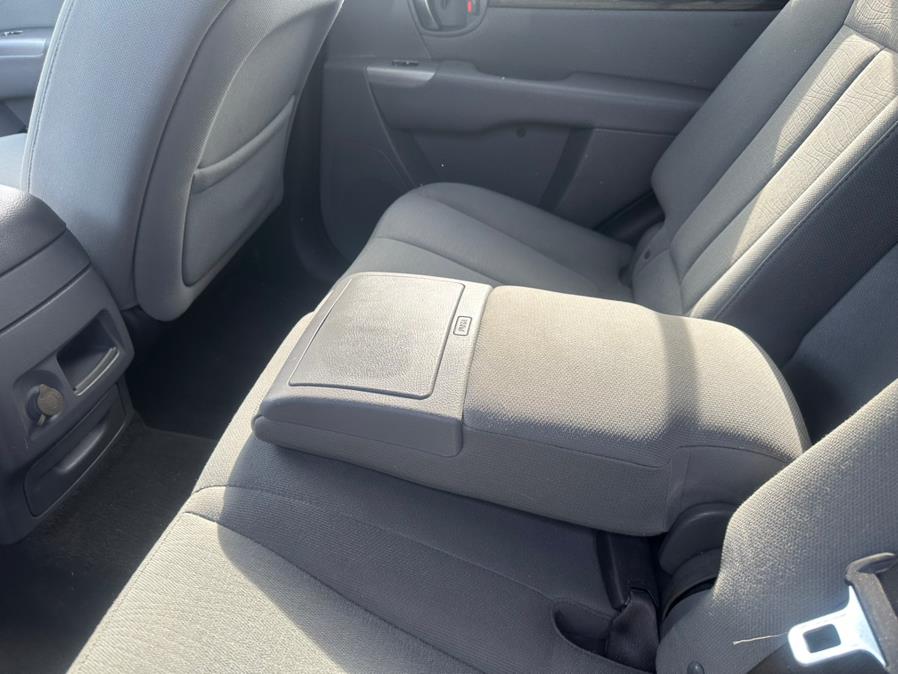 2012 Hyundai Santa Fe GLS - Photo 19