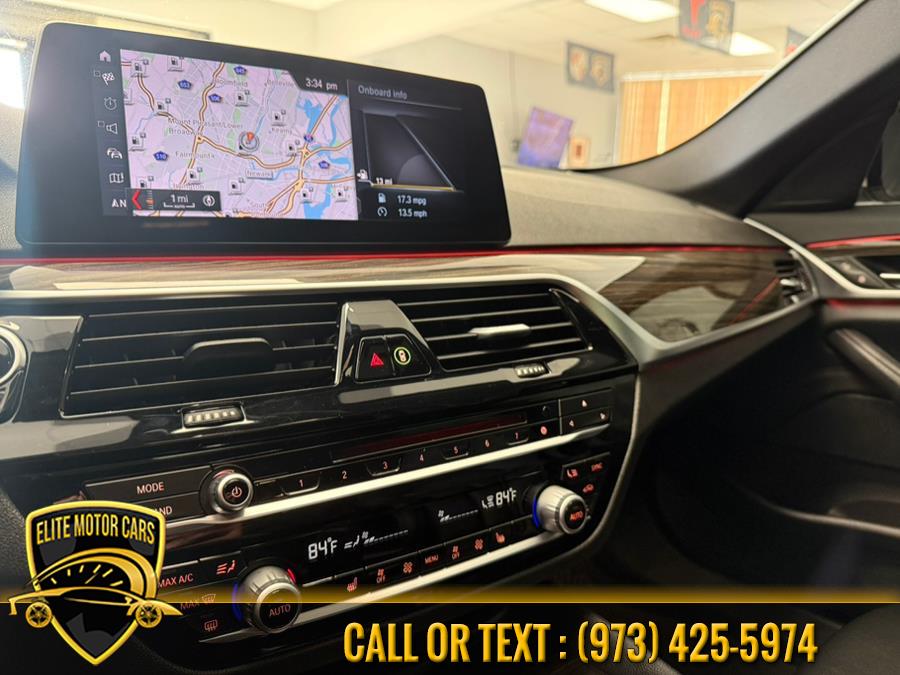 2019 BMW 5 Series 540i - Photo 16