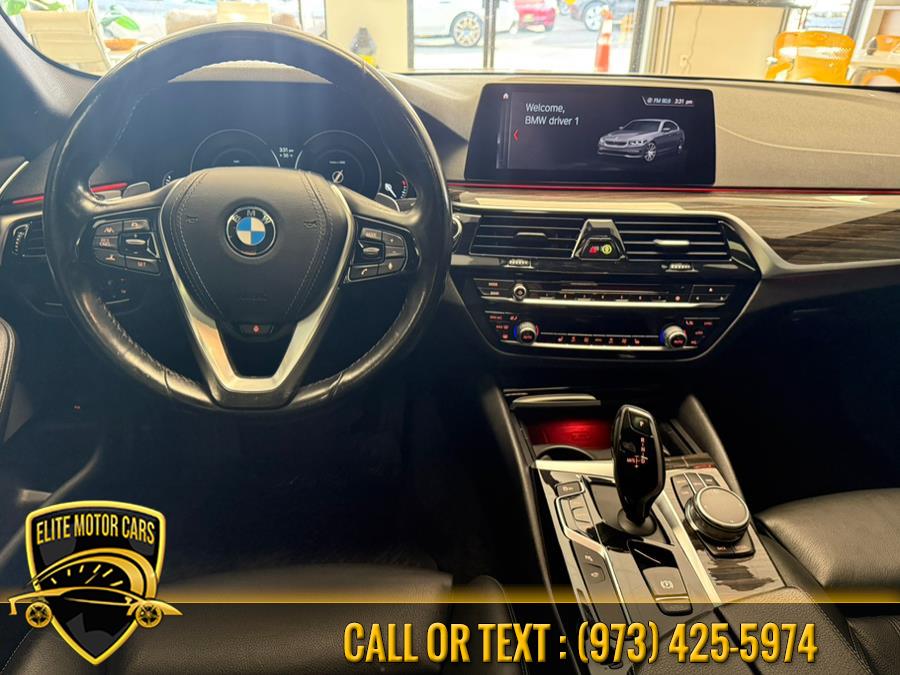 2019 BMW 5 Series 540i - Photo 14