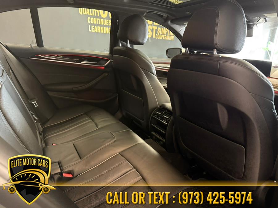 2019 BMW 5 Series 540i - Photo 11