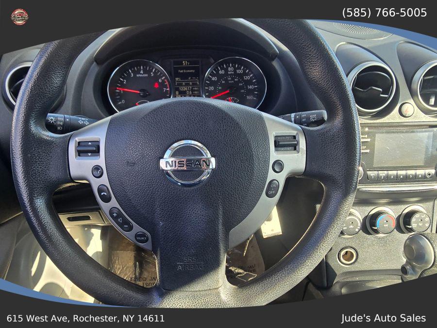 Nissan Rogue Select photo 7