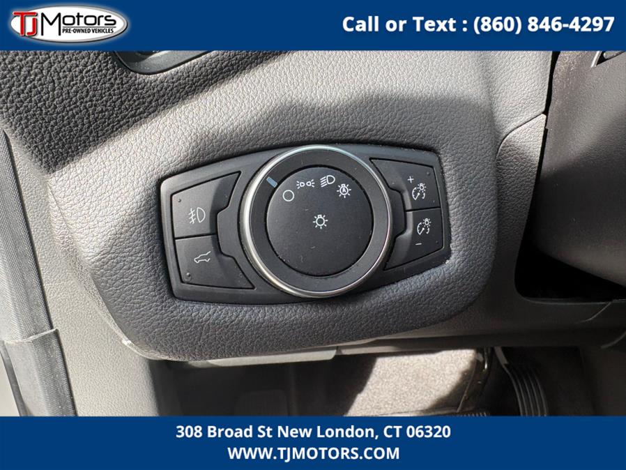 2019 Ford Escape SE - Photo 20