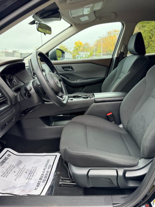 2023 Nissan Rogue S - Photo 8