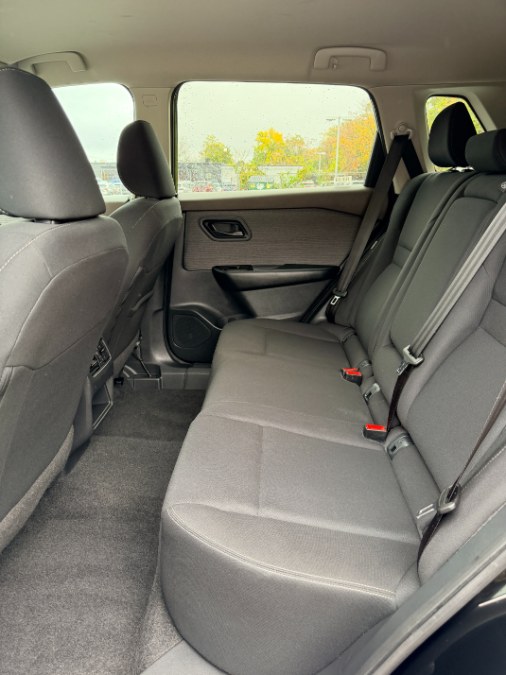 2023 Nissan Rogue S - Photo 9