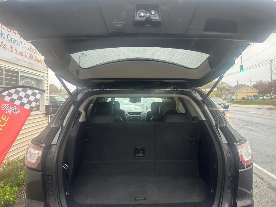 2015 Chevrolet Traverse 2LT - Photo 11