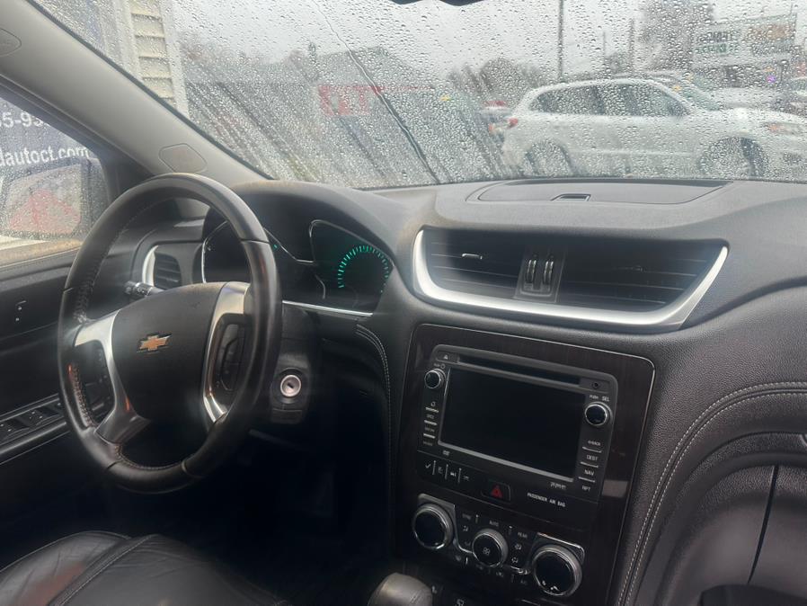 2015 Chevrolet Traverse 2LT - Photo 14