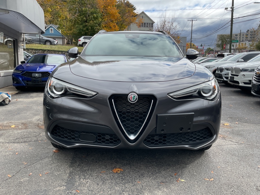 2022 Alfa Romeo Stelvio Ti AWD's photo