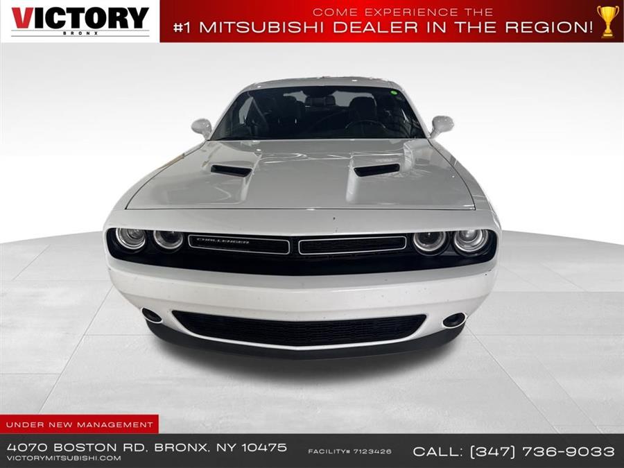 2023 Dodge Challenger SXT Auto's photo