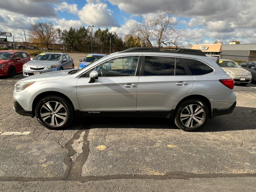 2019 Subaru Outback Limited - Photo 7