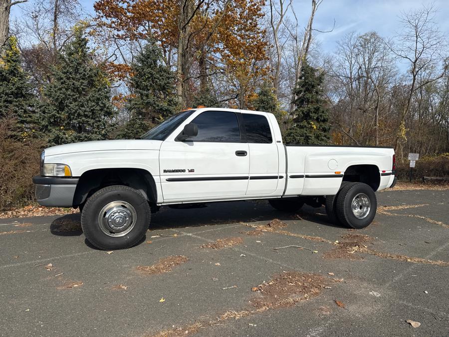 Bright White 1999 Dodge RAM 3500 ST Extended Cab LB 4WD Pickup Truck Four-Wheel Drive Automatic