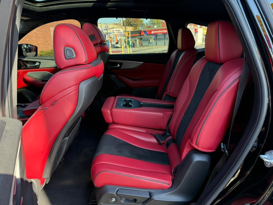 2022 Acura MDX A-Spec Package - Photo 8