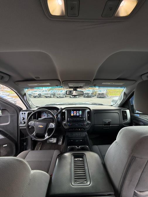 2018 Chevrolet Silverado 1500 LT Z71 - Photo 12