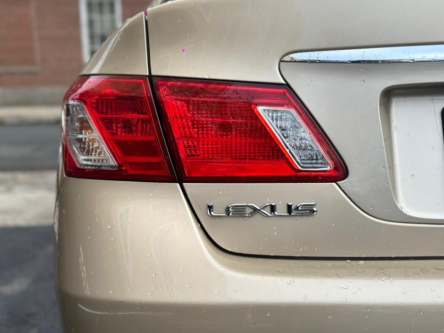 2009 Lexus ES 350 - Photo 6