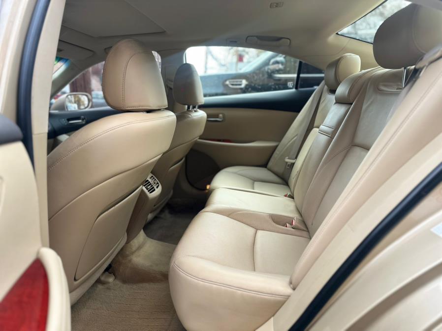2009 Lexus ES 350 - Photo 11