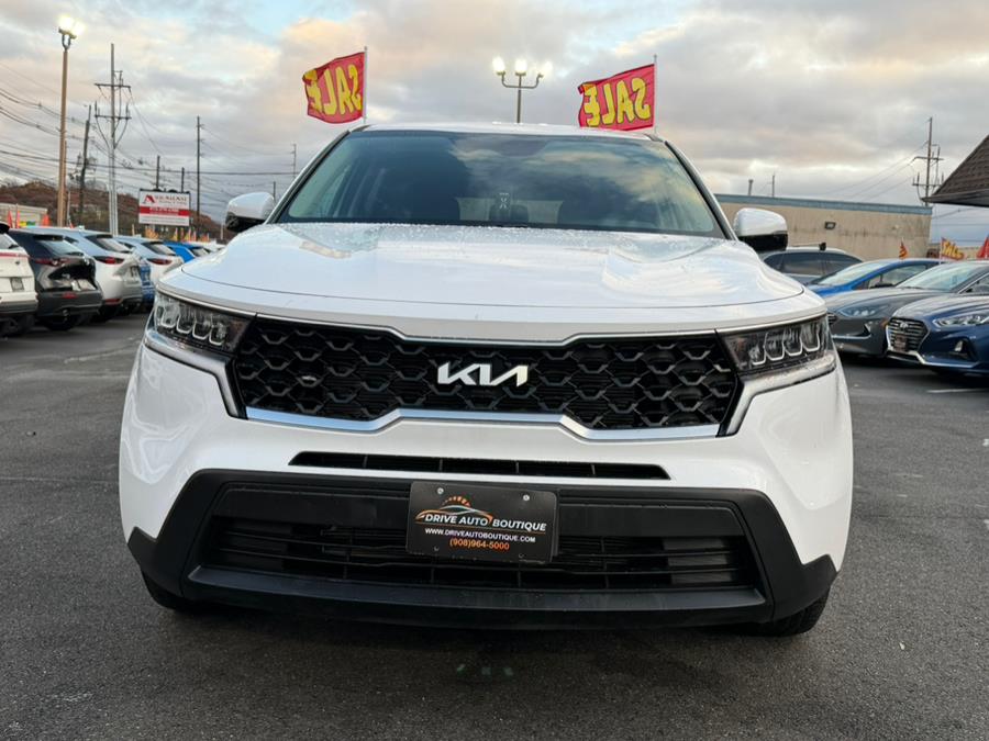 2022 Kia Sorento LX AT's photo