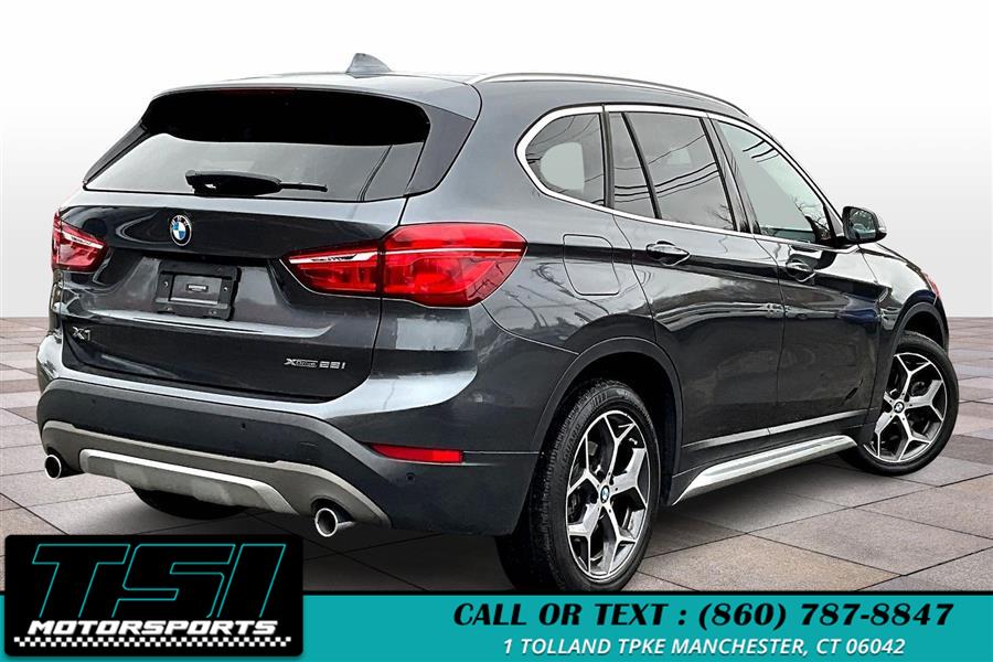 2019 BMW X1 xDrive28i's photo