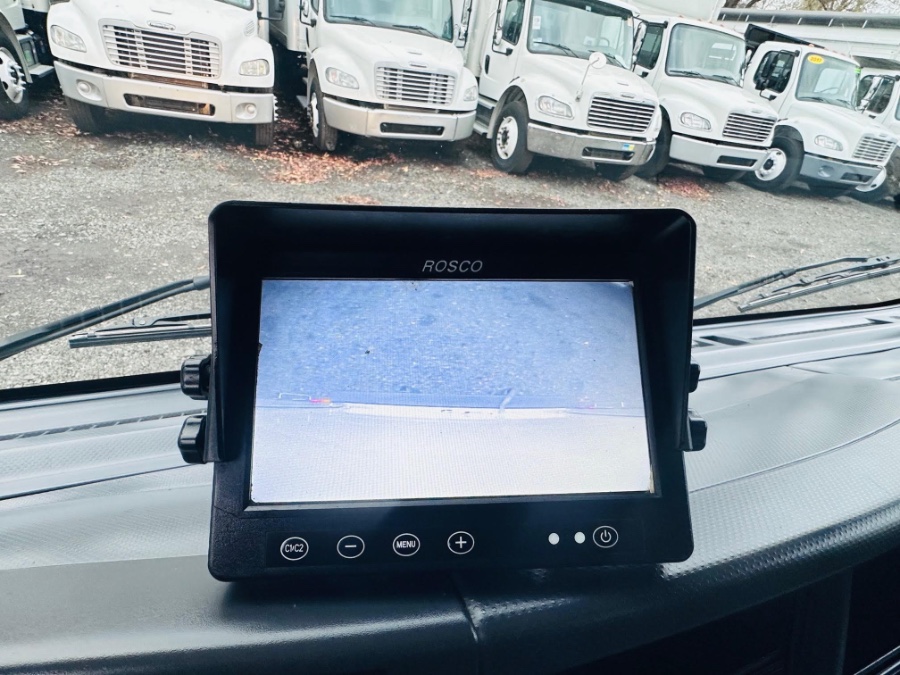 2018 Isuzu NRR - Photo 38