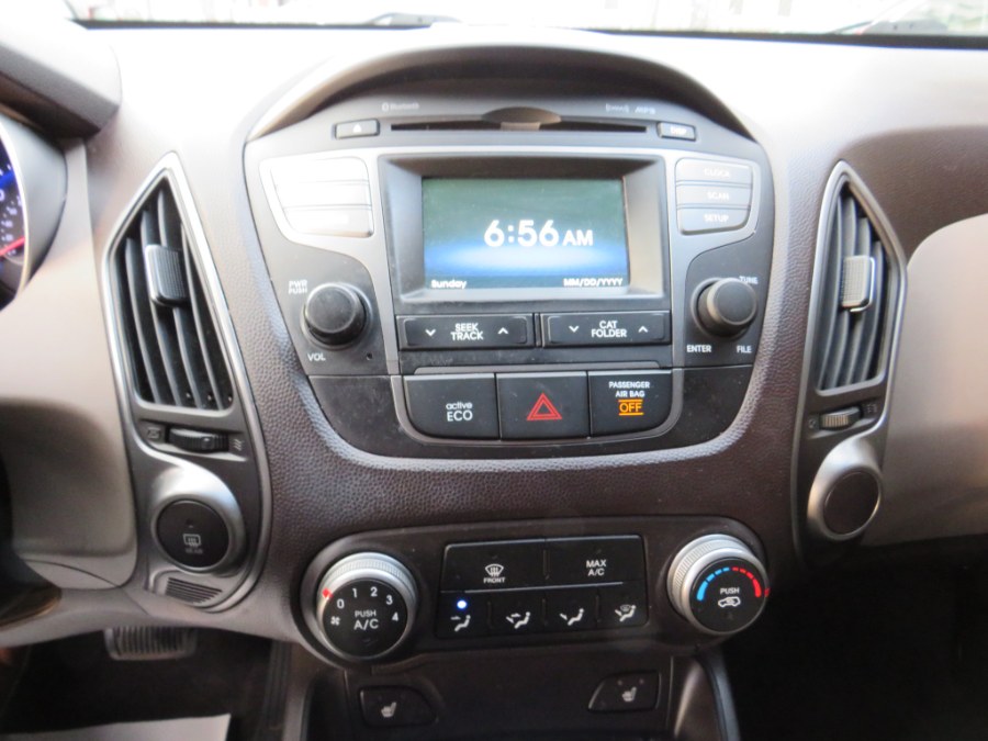 2015 Hyundai Tucson SE - Photo 21