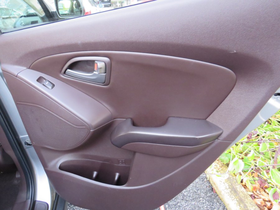2015 Hyundai Tucson SE - Photo 18