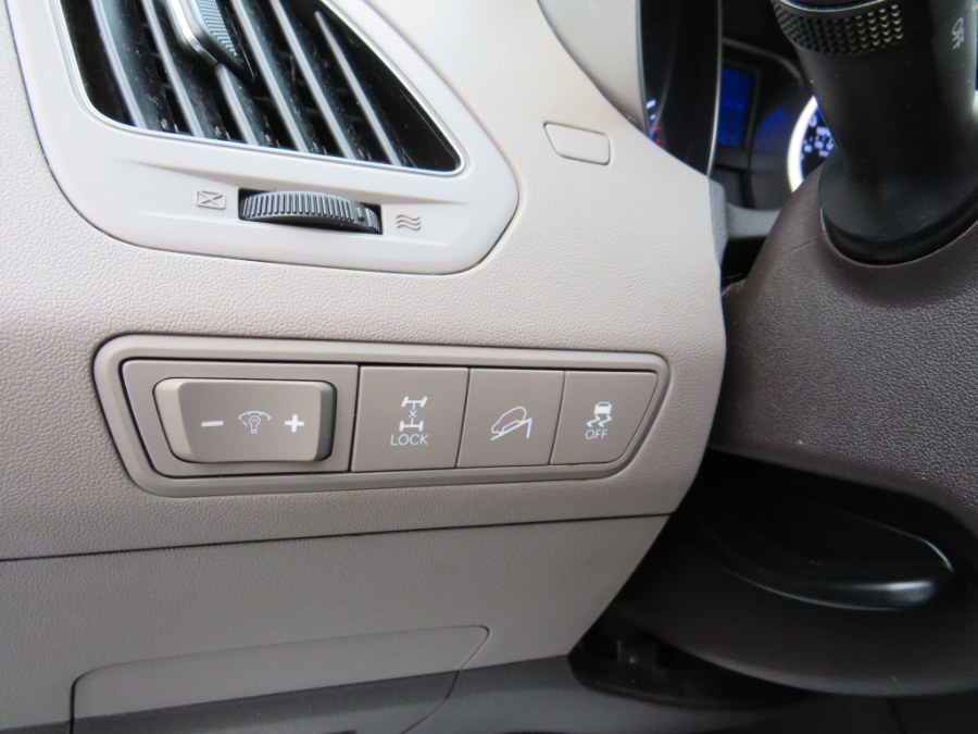 2015 Hyundai Tucson SE - Photo 26