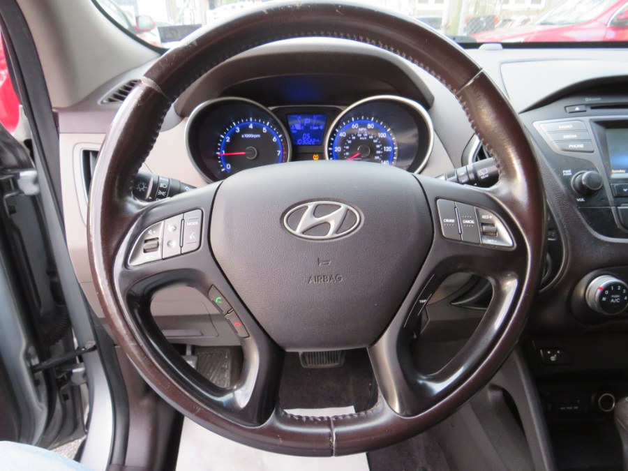 2015 Hyundai Tucson SE - Photo 25