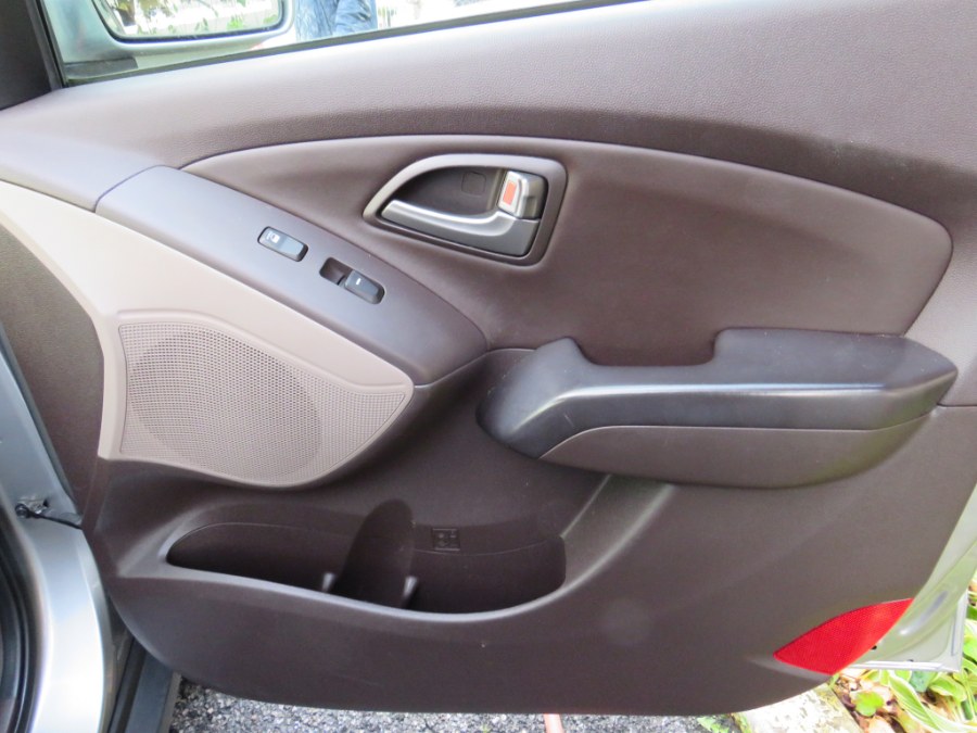 2015 Hyundai Tucson SE - Photo 16