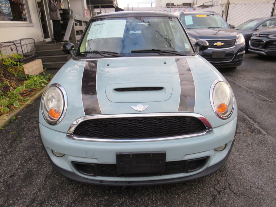 2011 MINI Cooper S's photo