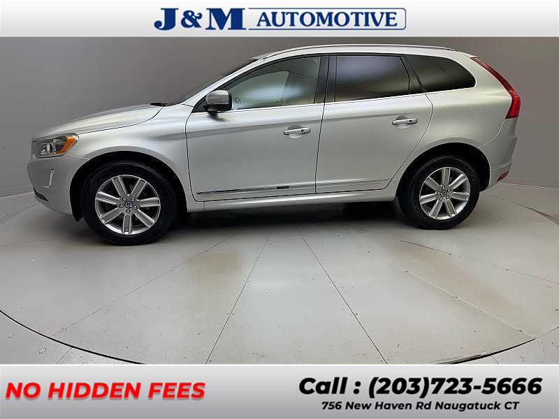 2016 Volvo XC60 T6 AWD Auto's photo