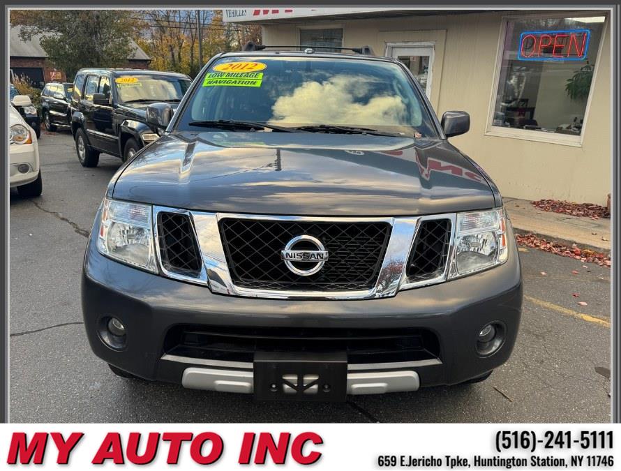 2012 Nissan Pathfinder LE 4X4's photo