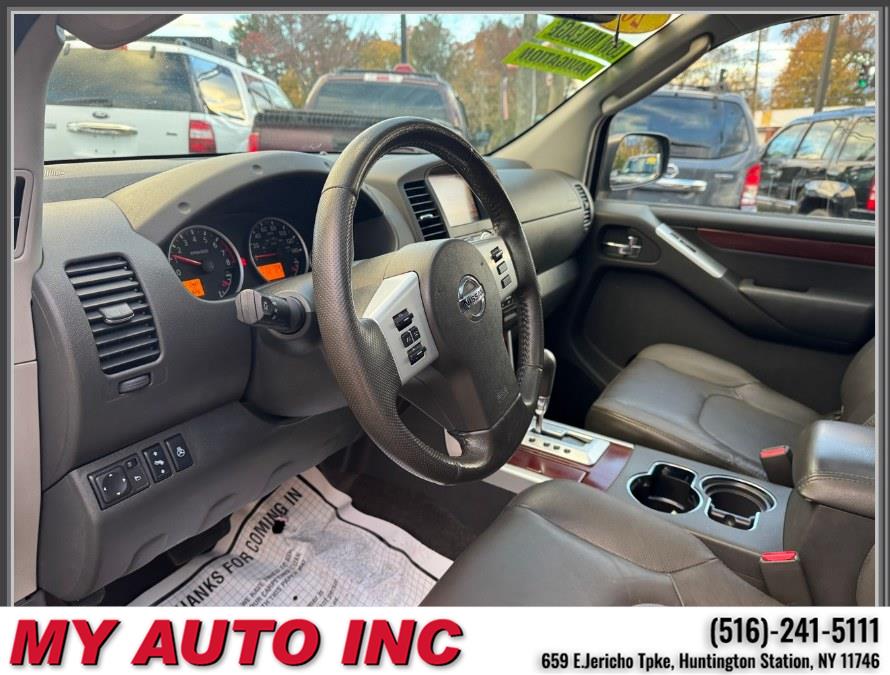 2012 Nissan Pathfinder LE - Photo 24
