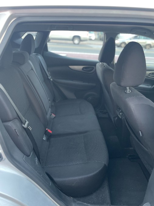 2020 Nissan Rogue Sport S - Photo 15