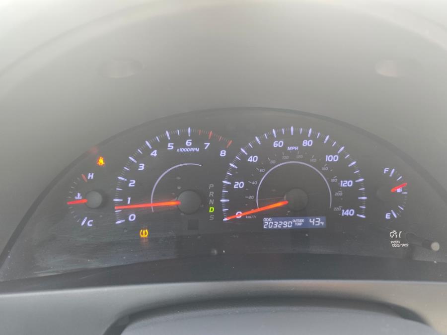 2010 Toyota Camry LE - Photo 15