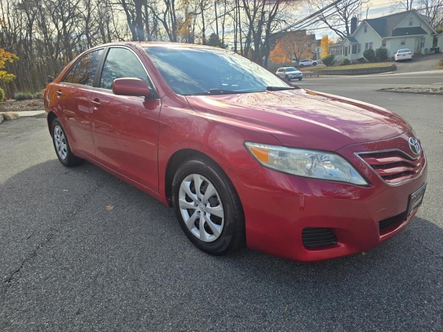 2010 Toyota Camry 2.5 Auto LE's photo
