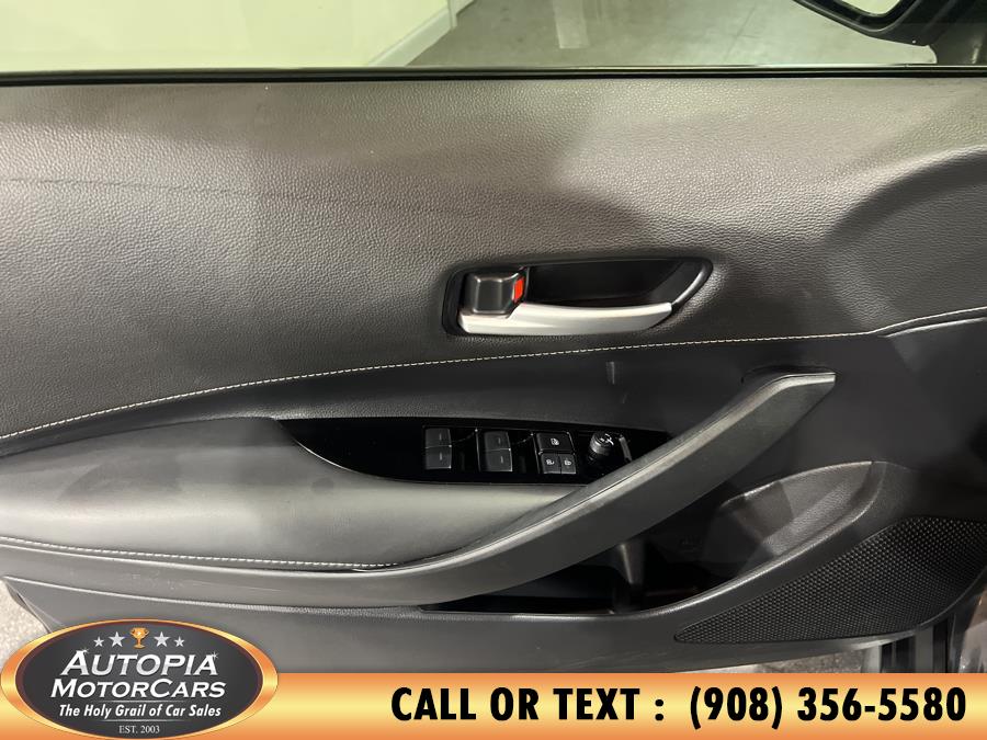 2025 Toyota Corolla Hatchback SE - Photo 18