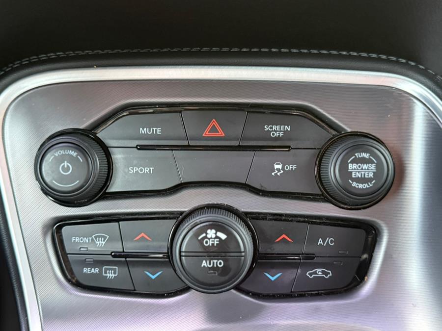 2021 Dodge Challenger SXT - Photo 18