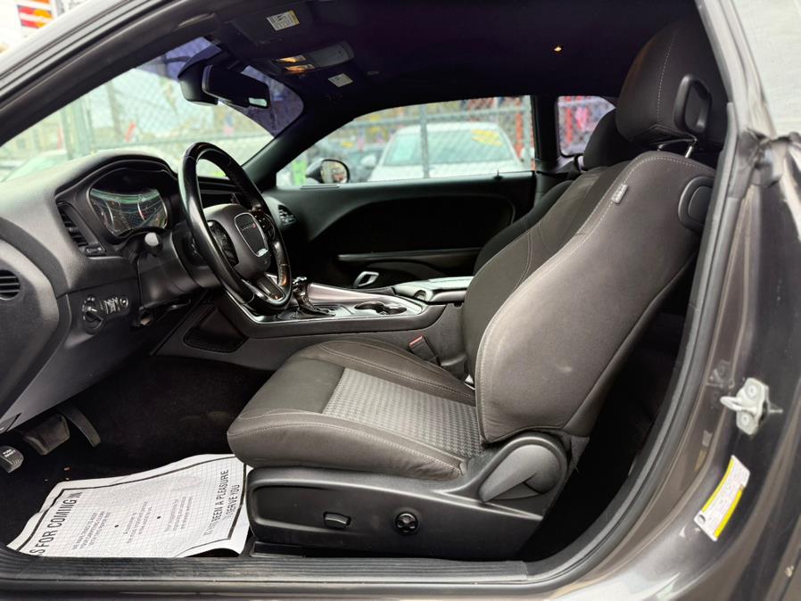 2021 Dodge Challenger SXT - Photo 9