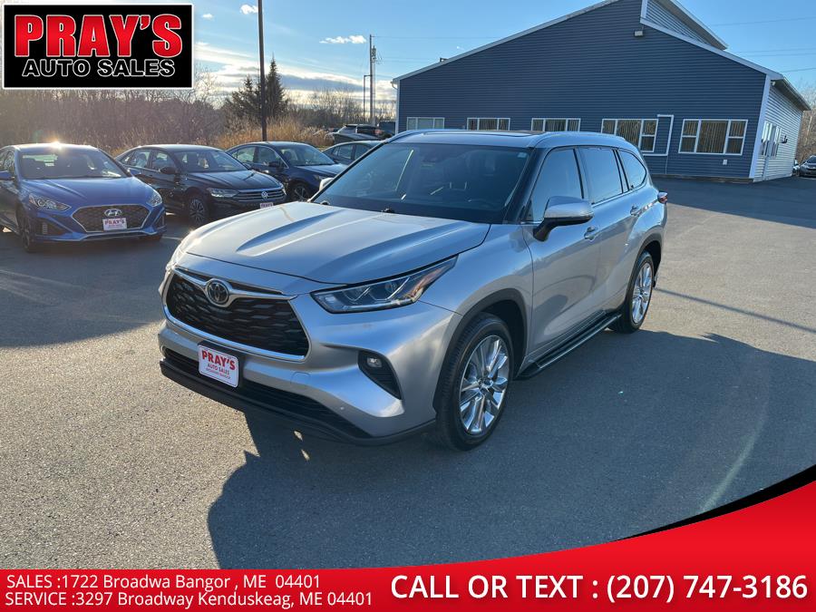 Used 2022 Toyota Highlander in Bangor , Maine | Pray's Auto Sales . Bangor , Maine