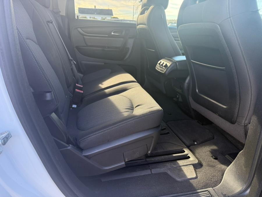 2017 Chevrolet Traverse 1LT - Photo 8