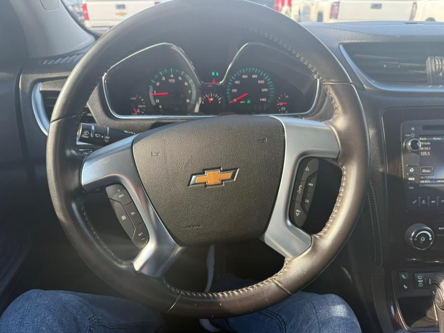 2017 Chevrolet Traverse 1LT - Photo 14