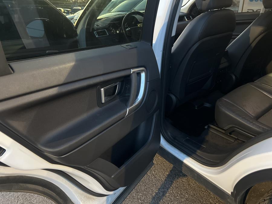 2018 Land Rover Discovery Sport SE - Photo 16