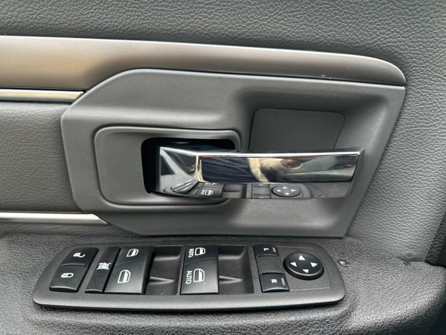 2022 RAM Ram 1500 Classic SLT - Photo 17