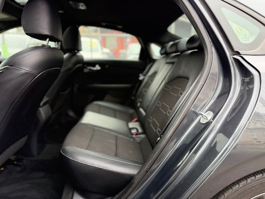 2020 Kia FORTE GT-Line - Photo 9