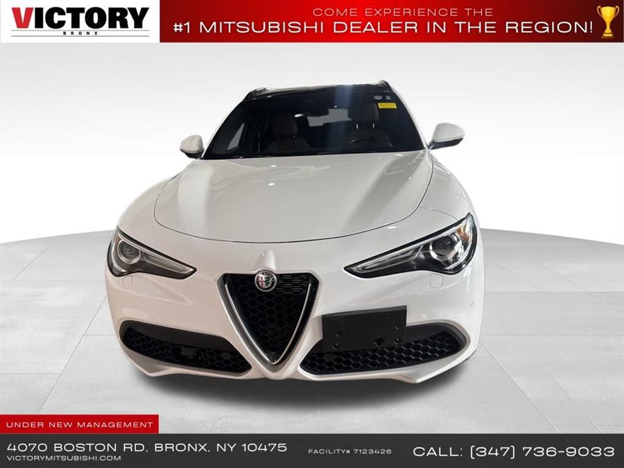 2022 Alfa Romeo Stelvio Ti AWD's photo