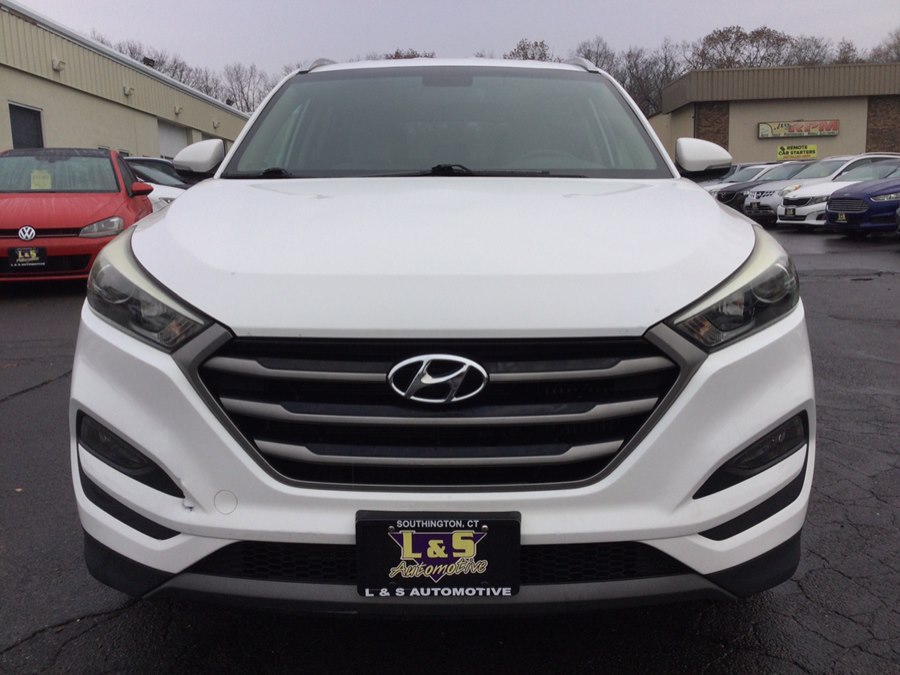 2016 Hyundai Tucson Sport AWD's photo