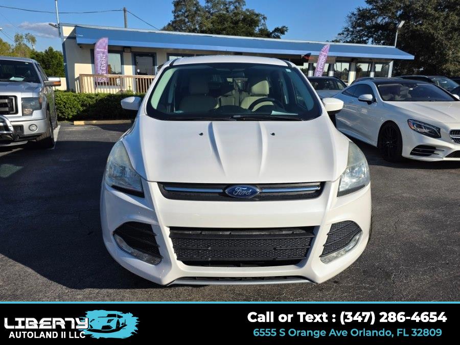 2015 Ford Escape SE's photo