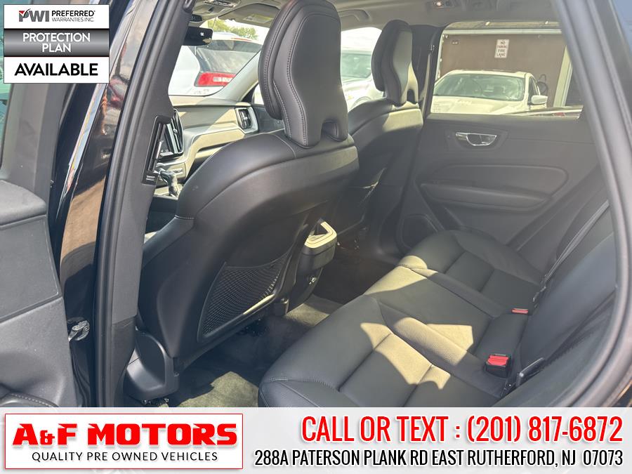 2019 Volvo XC60 Momentum - Photo 19