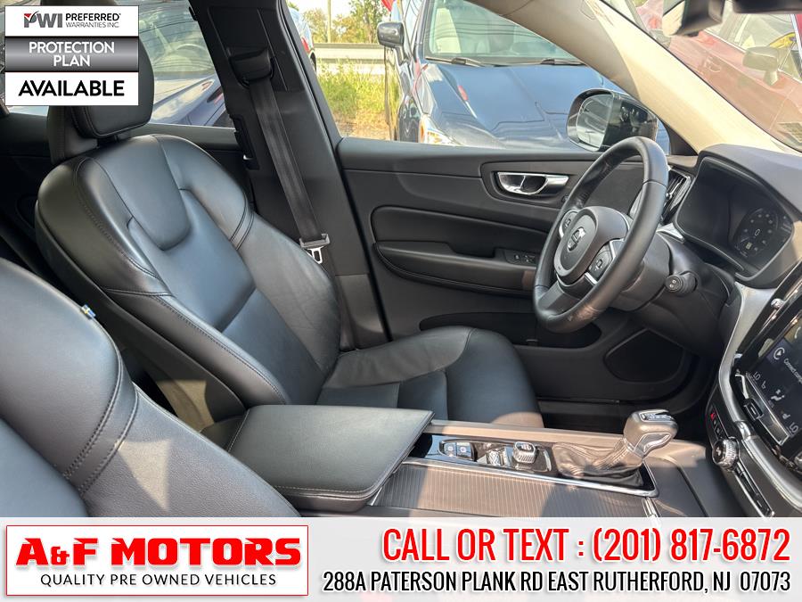 2019 Volvo XC60 Momentum - Photo 30