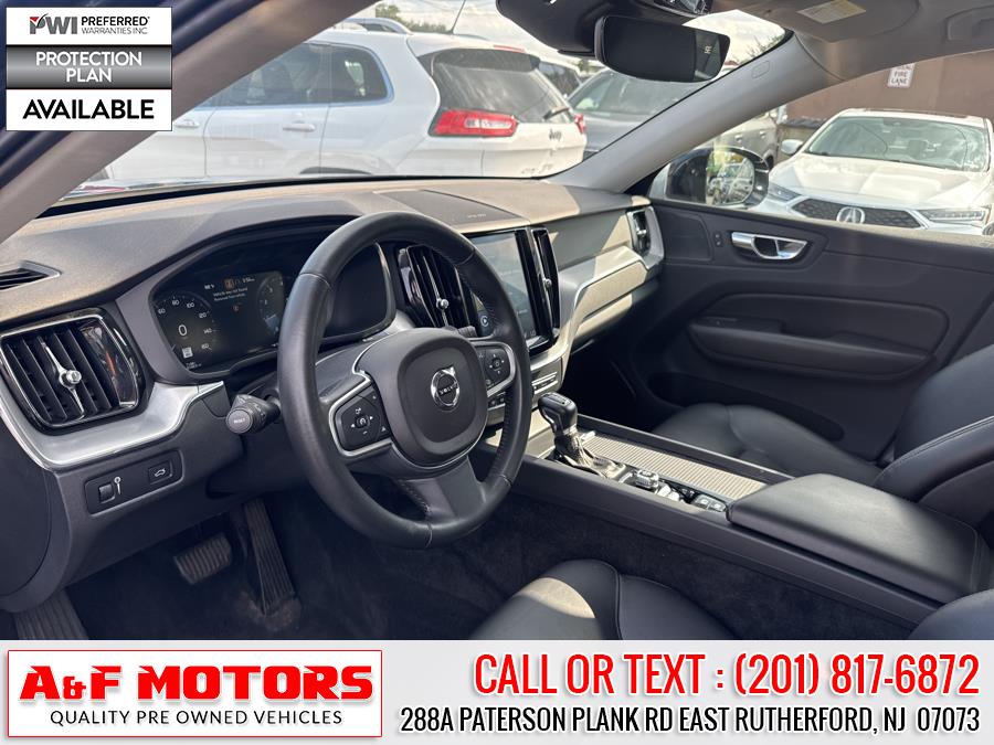 2019 Volvo XC60 Momentum - Photo 11