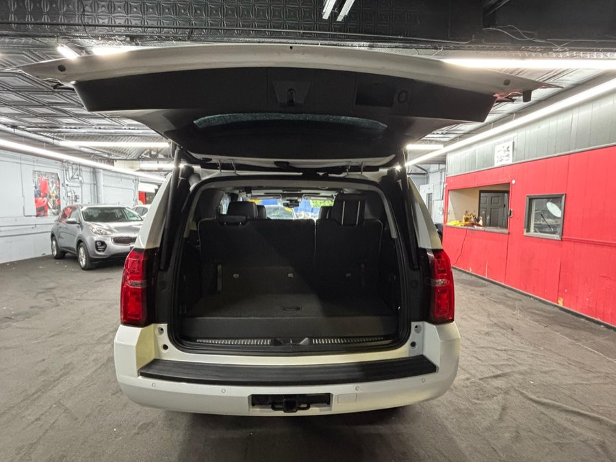 2019 Chevrolet Tahoe LT - Photo 6